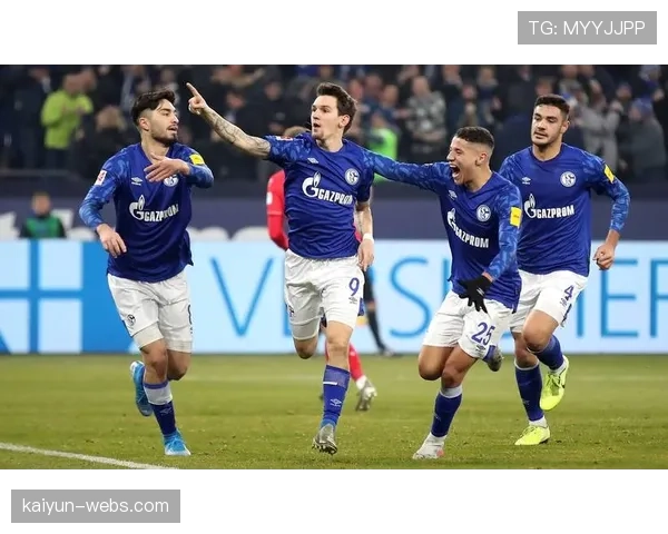 科隆vs达姆施塔特，两队赛前合练均重点加练定位球防守